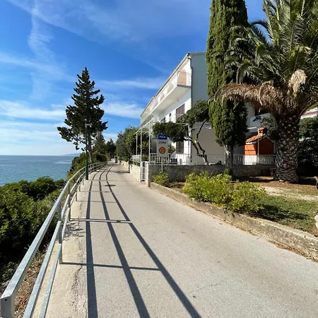 アパート Lukic *