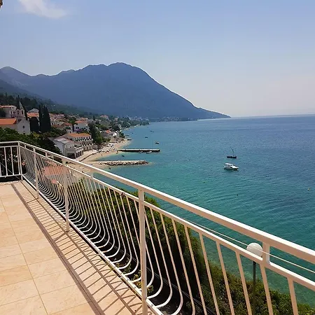 アパート Lukic *