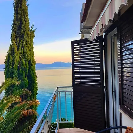 アパート Lukic ブリスト